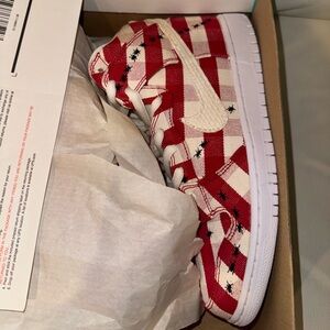 Nike SB Dunk High Picnic